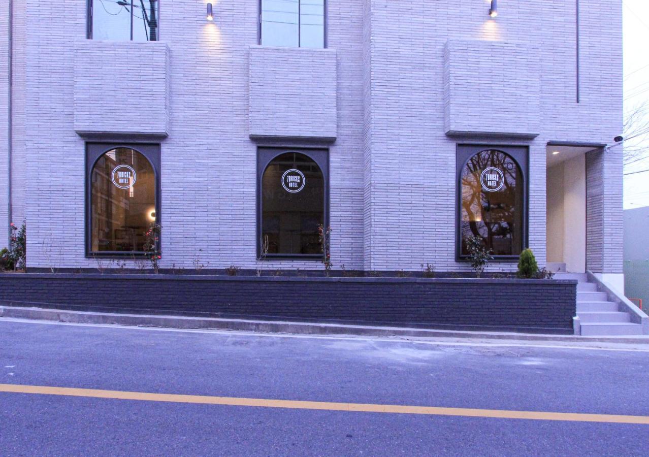 Seven Bricks Hotel Gwangyang  Exterior photo