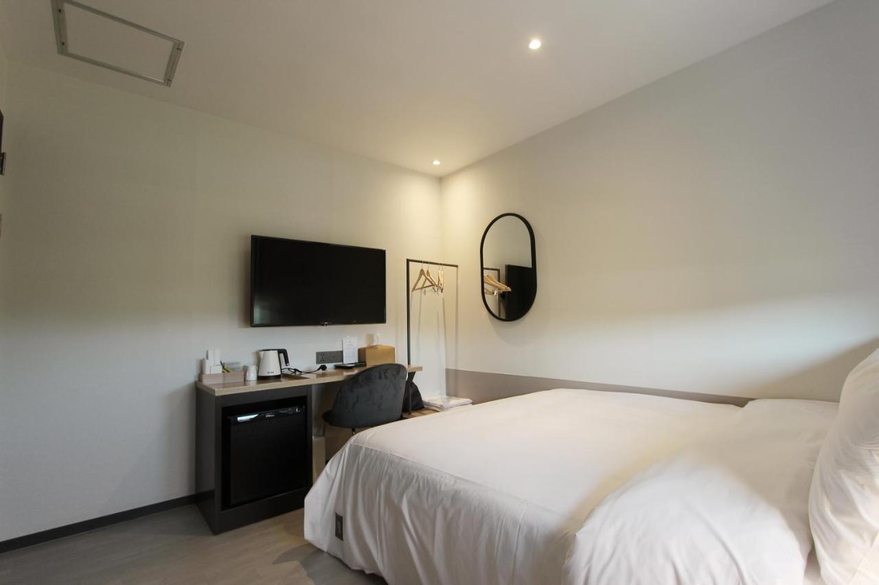 Seven Bricks Hotel Gwangyang  Exterior photo