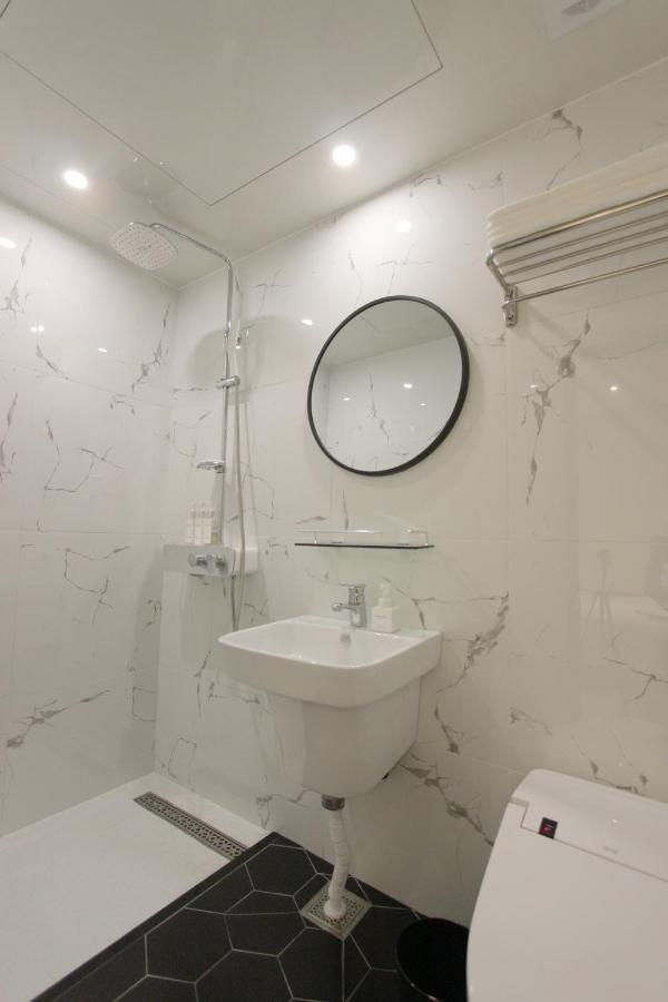 Seven Bricks Hotel Gwangyang  Exterior photo